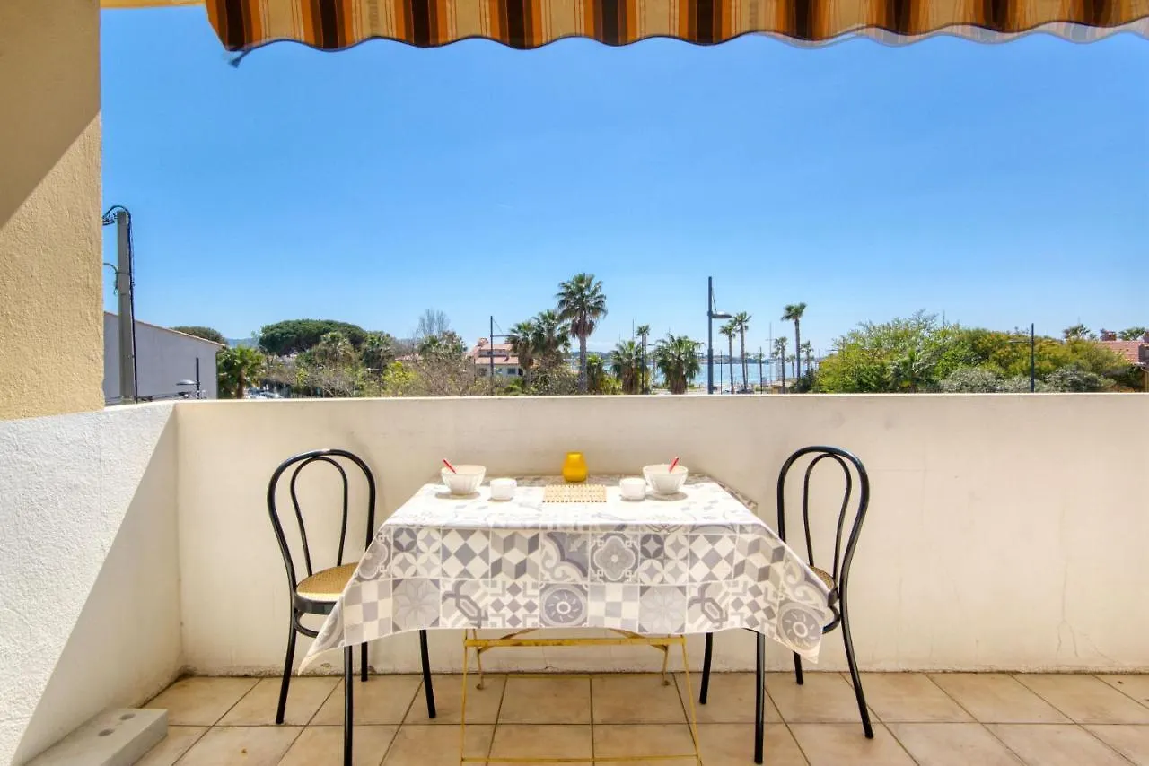 Appartement Les Lones Vue Mer Санари-сюр-Мер Апартаменты